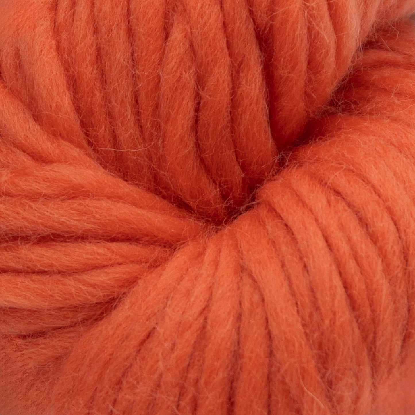 Lovikka ullgarn i färgen orange