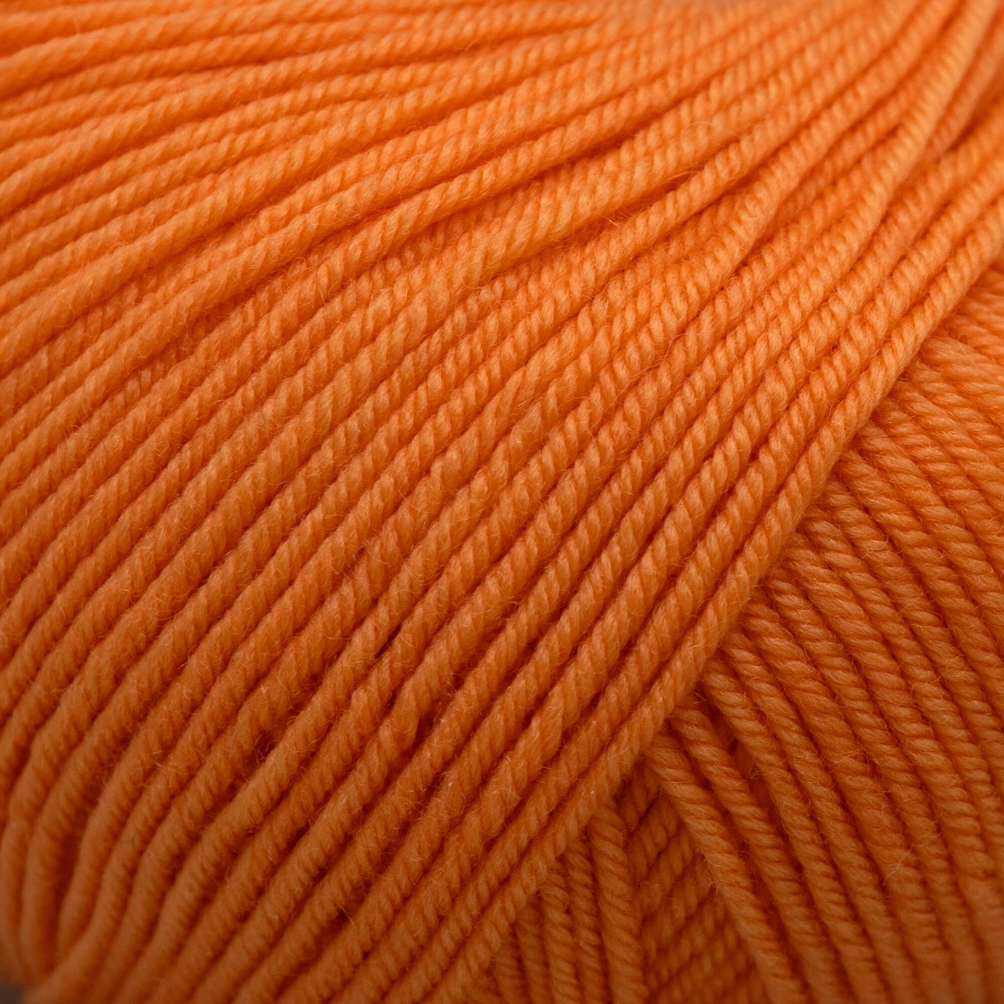 Filatura Cervinia merinoull garn i färgen orange