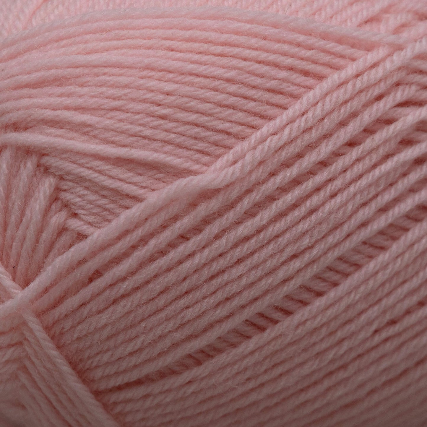 Ornella ullgarn från Filatura Cervinia, i färgen rosa