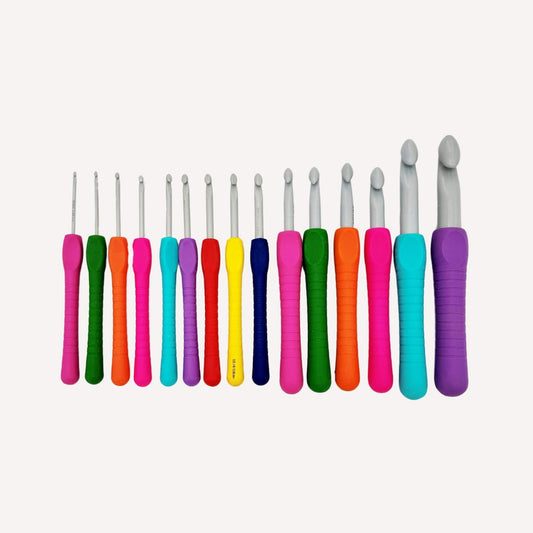 Pony virknålar med Easy Grip handtag i olika färger och storlekar