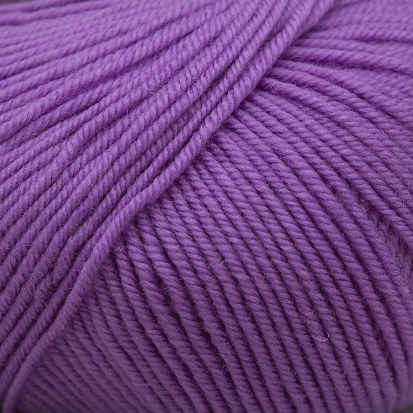 Filatura Cervinia merinoull garn i färgen violett